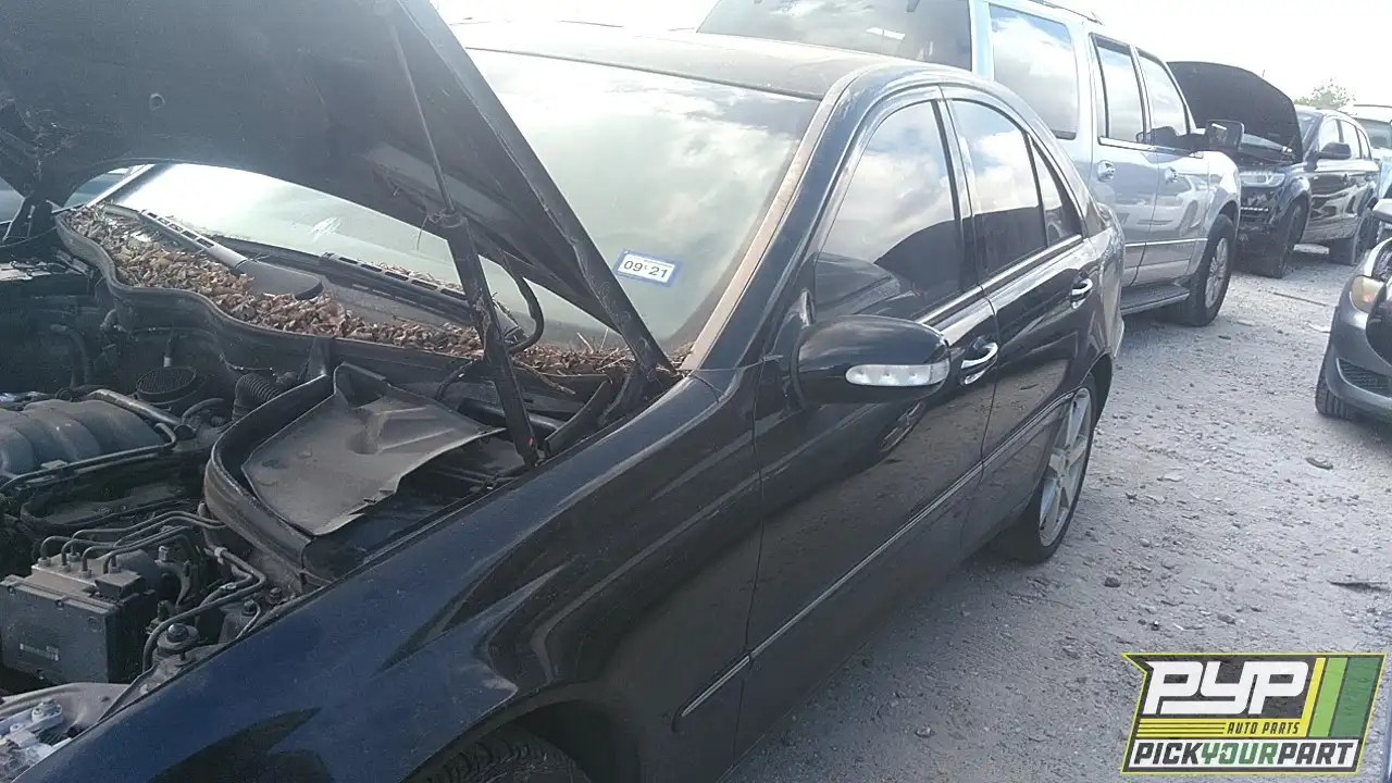 Photo of 2004 Mercedes-Benz C240