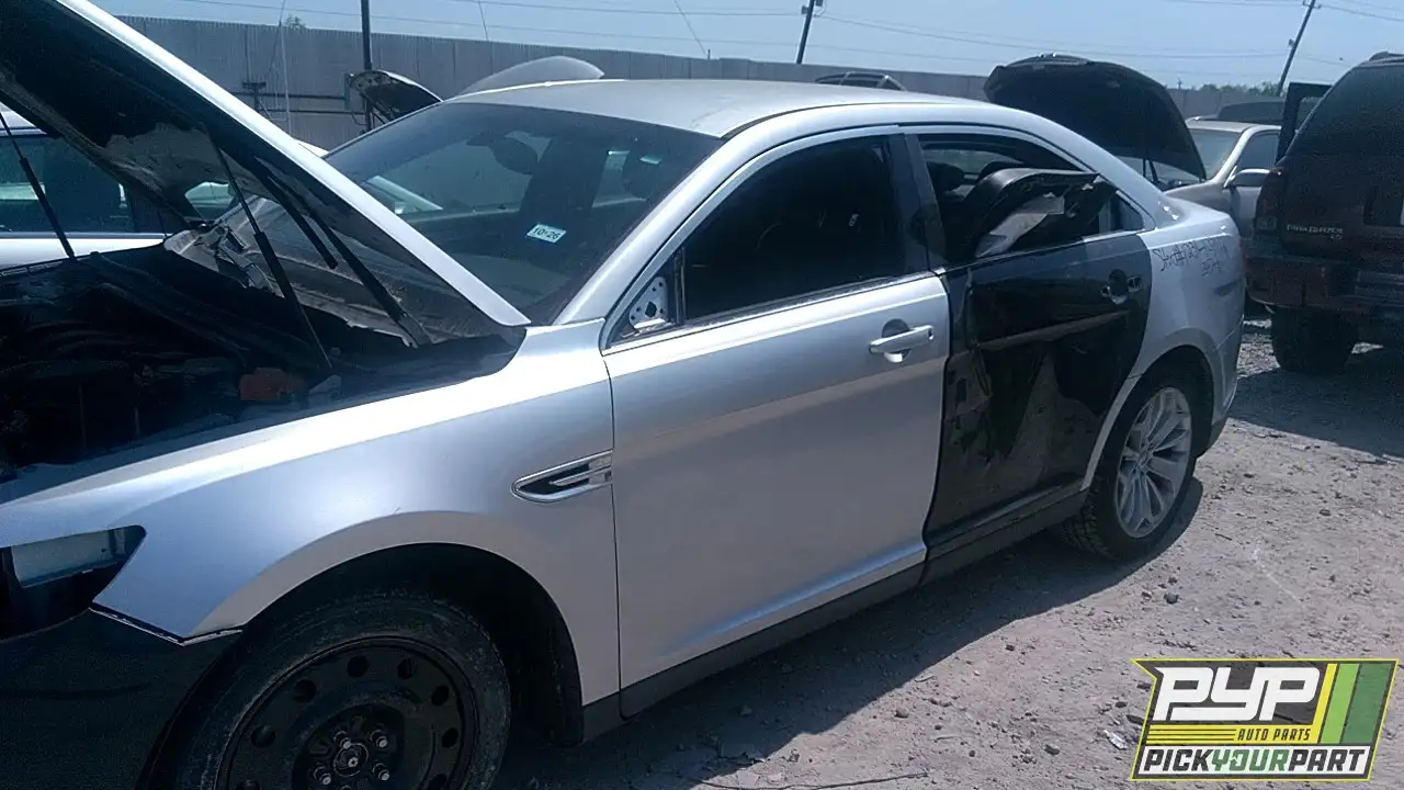 Photo of 2013 Ford Taurus