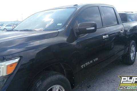 Photo of 2018 Nissan Titan