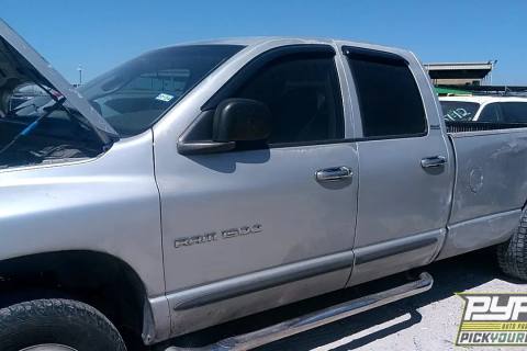 Photo of 2002 Dodge Ram 1500