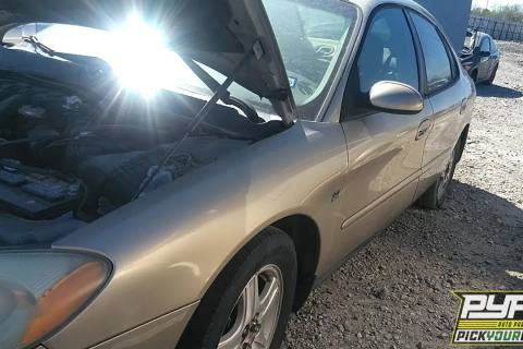 Photo of 2001 Ford Taurus