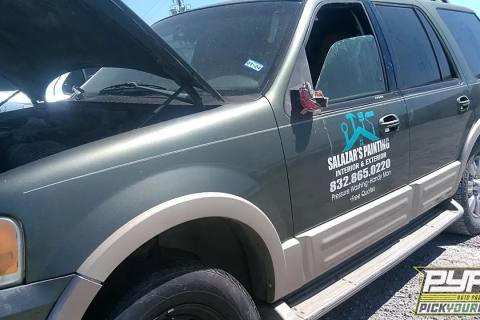 Photo of 2005 Ford Expedition