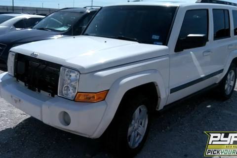 Photo of 2008 Jeep Commander
