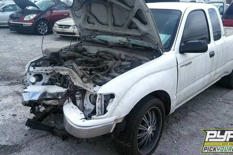 Photo of 2004 Toyota Tacoma