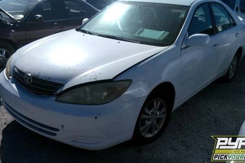 Photo of 2004 Toyota Camry