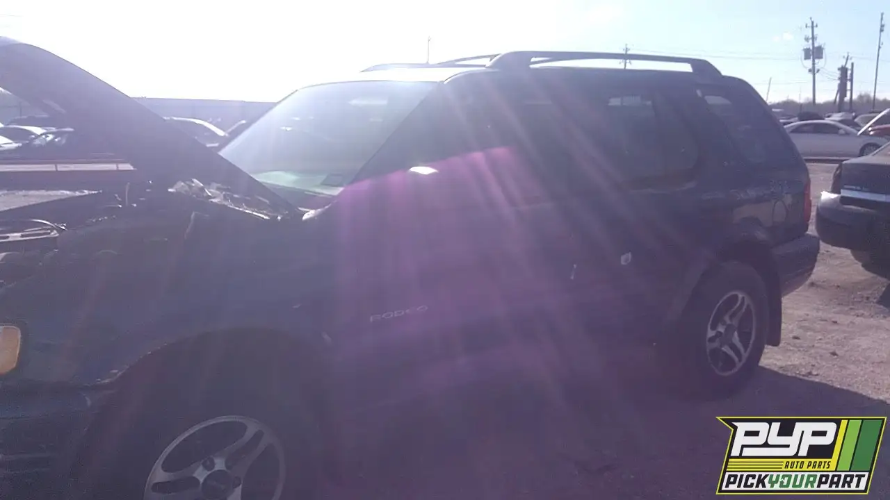 Photo of 2002 Isuzu Rodeo