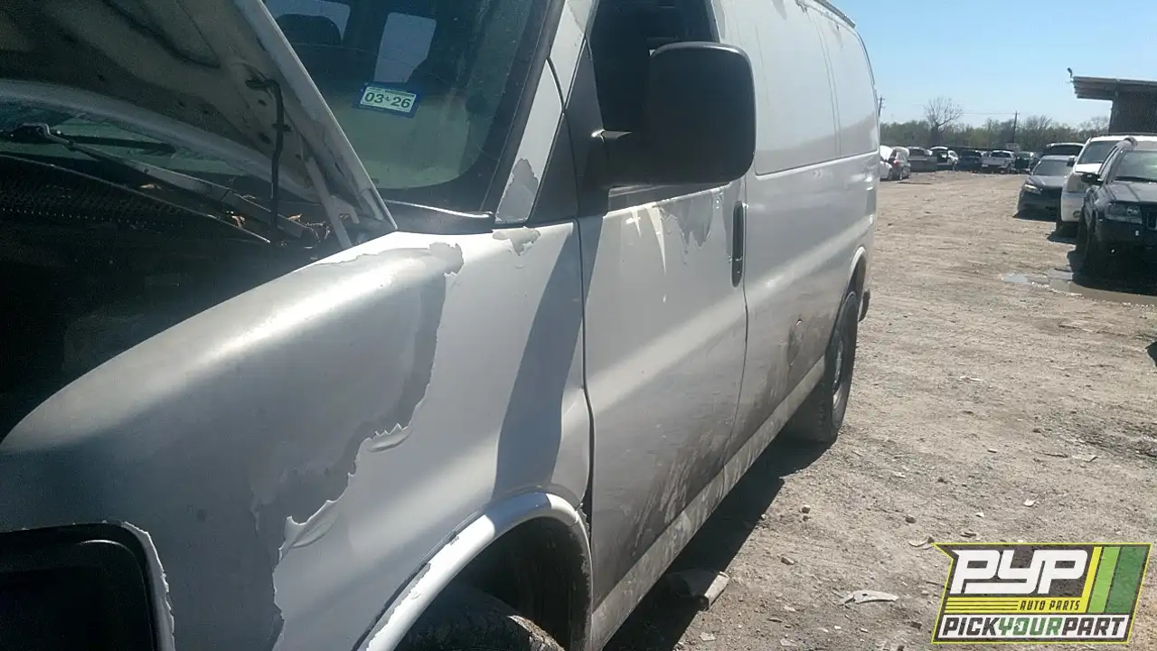Photo of 2004 Chevrolet Express 1500