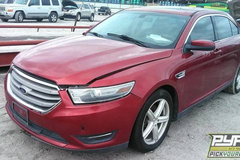 Photo of 2013 Ford Taurus