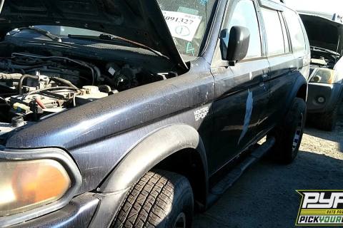 Photo of 2004 Mitsubishi Montero Sport