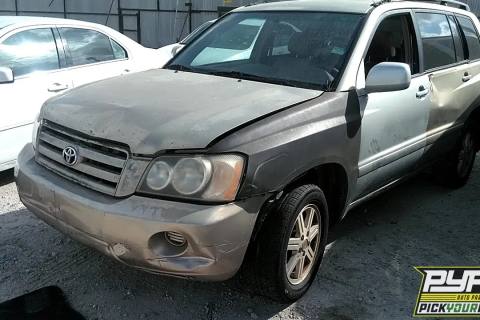 Photo of 2004 Toyota Highlander