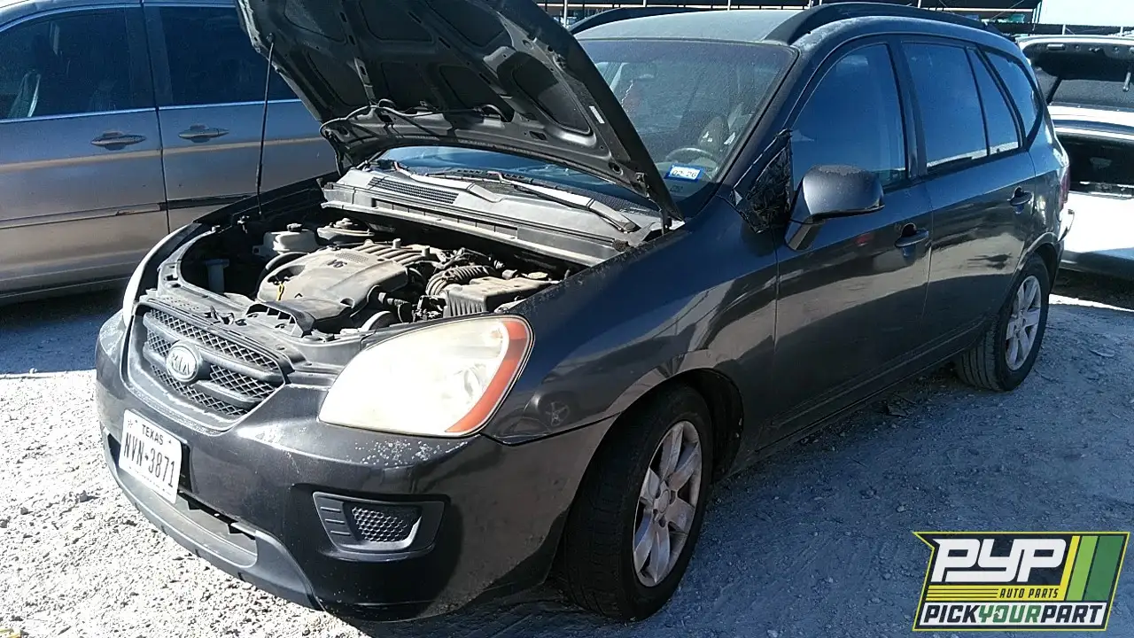 Photo of 2008 Kia Rondo