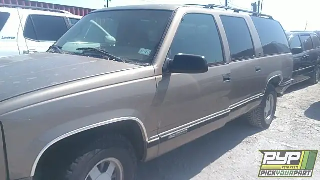 Photo of 1995 Gmc C1500 Suburban