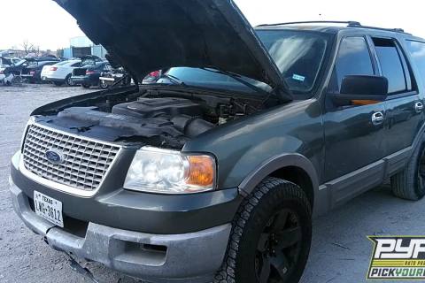 Photo of 2004 Ford Expedition
