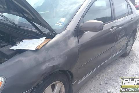 Photo of 2004 Toyota Corolla
