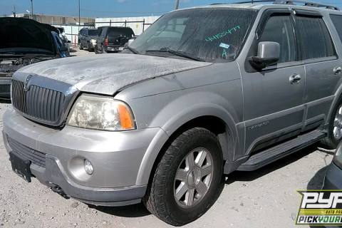 Photo of 2003 Lincoln Navigator