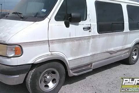 Photo of 1997 Dodge Ram 2500 Van