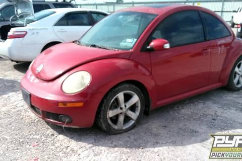 Photo of 2006 Volkswagen Beetle