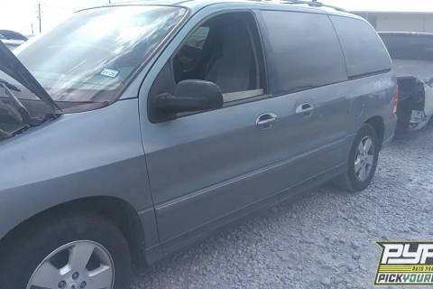 Photo of 2004 Ford Freestar