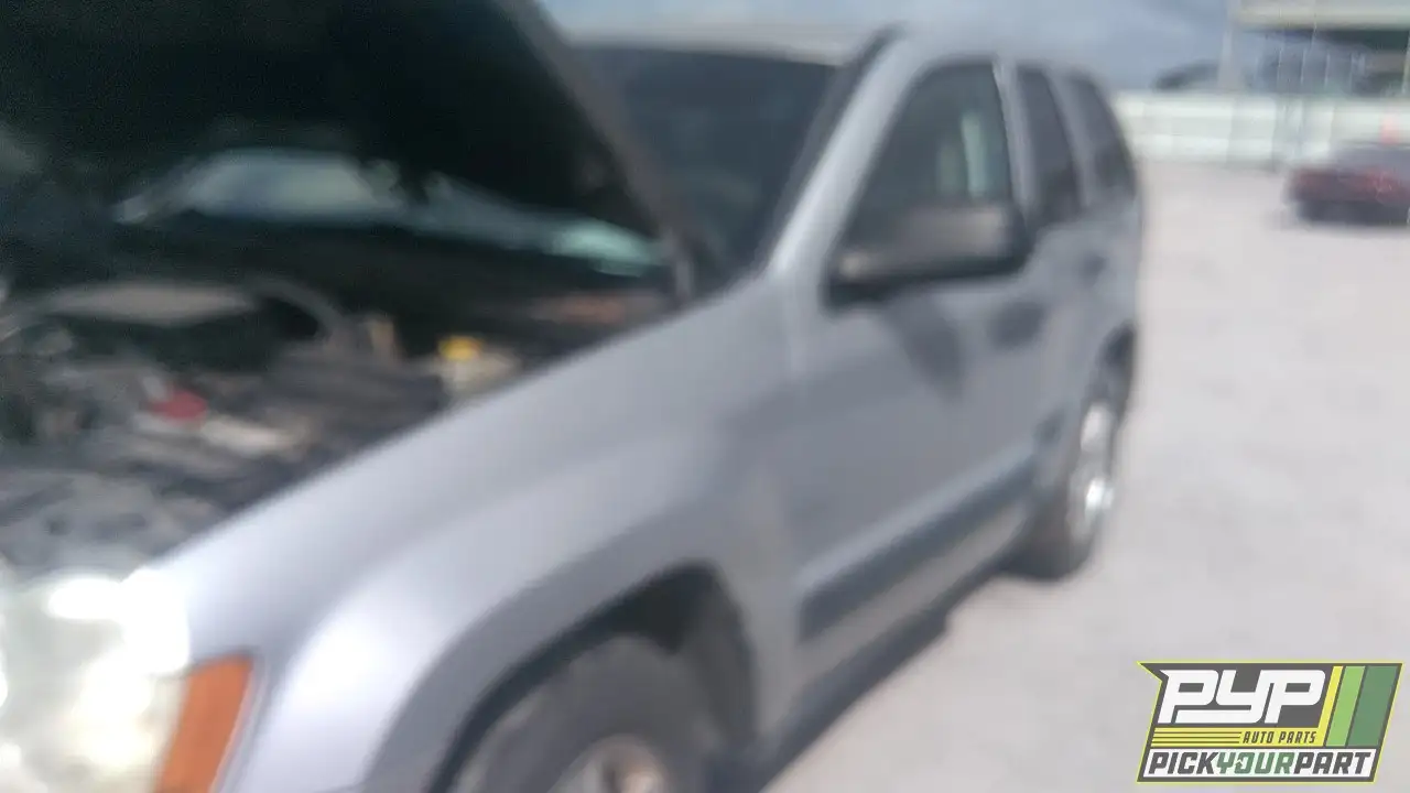 Photo of 2005 Jeep Grand Cherokee