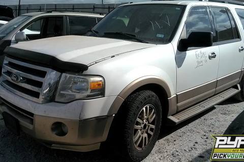Photo of 2011 Ford Expedition