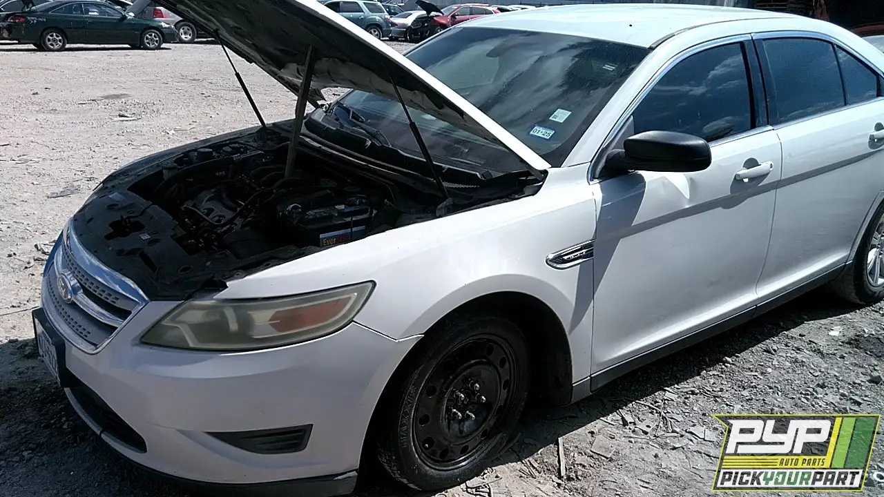 Photo of 2011 Ford Taurus