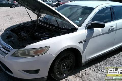 Photo of 2011 Ford Taurus