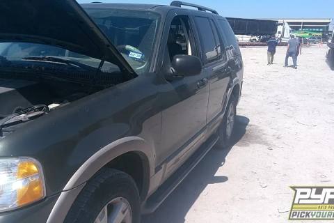 Photo of 2003 Ford Explorer