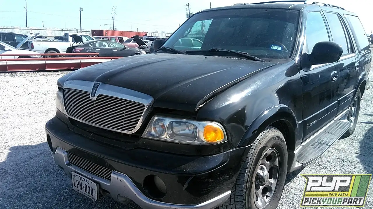Photo of 2002 Lincoln Navigator