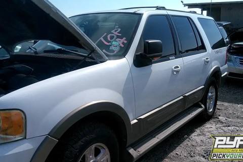 Photo of 2003 Ford Expedition