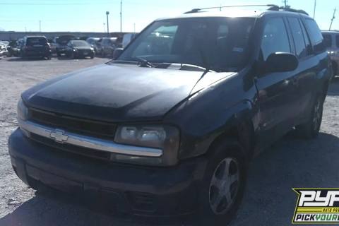 Photo of 2004 Chevrolet Trailblazer