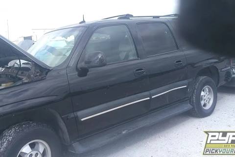 Photo of 2002 Chevrolet Suburban 1500