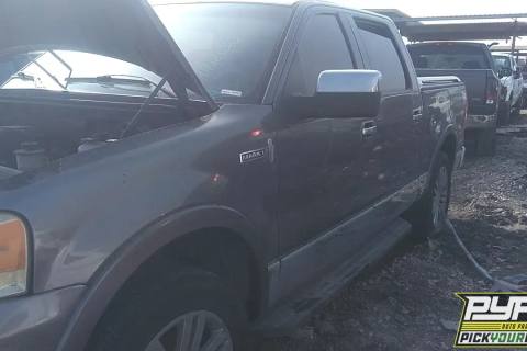 Photo of 2006 Lincoln Mark Lt