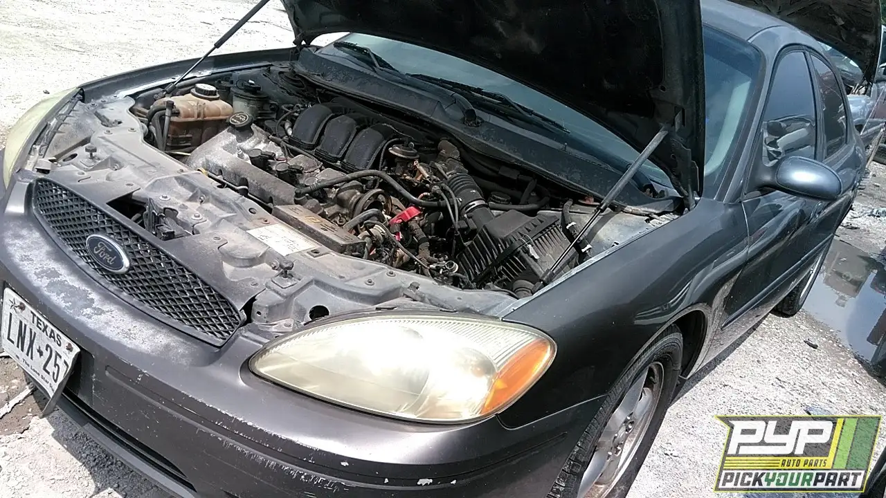 Photo of 2004 Ford Taurus