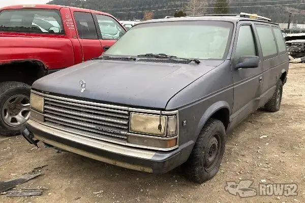 Photo of 1990 Plymouth Voyager