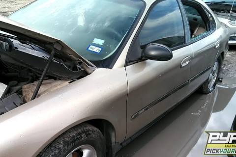Photo of 2001 Ford Taurus