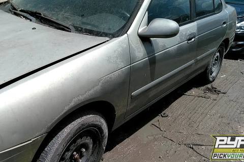 Photo of 2002 Nissan Sentra