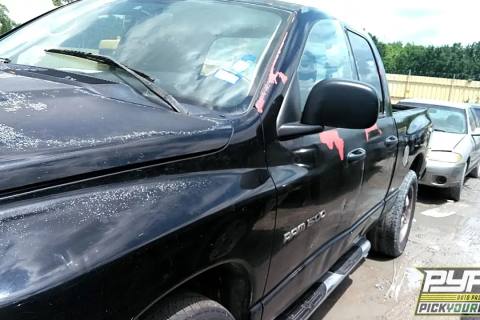 Photo of 2003 Dodge Ram 1500