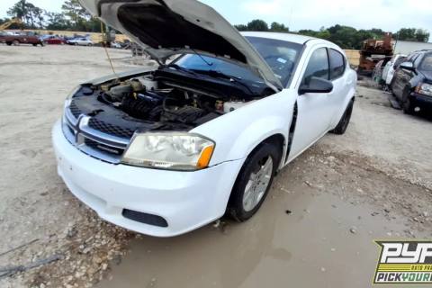 Photo of 2013 Dodge Avenger