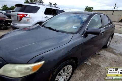 Photo of 2010 Toyota Camry