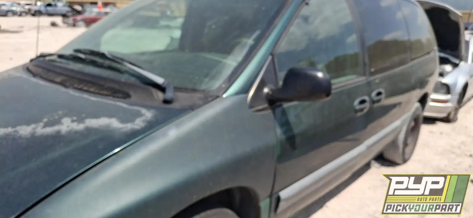Photo of 1999 Dodge Caravan
