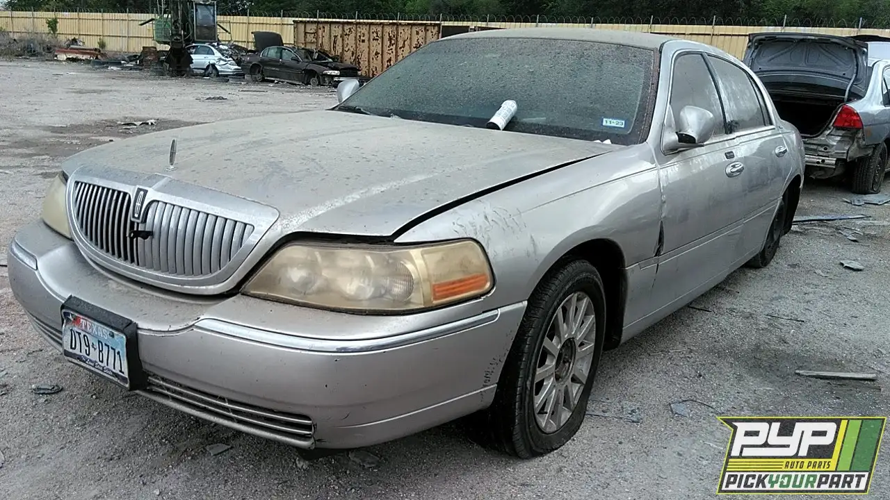 Photo of 2006 Lincoln Town Car
