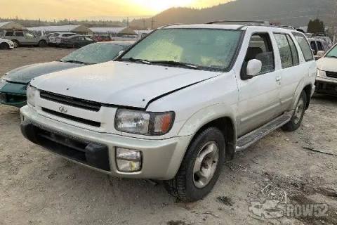 Photo of 1998 Infiniti QX4