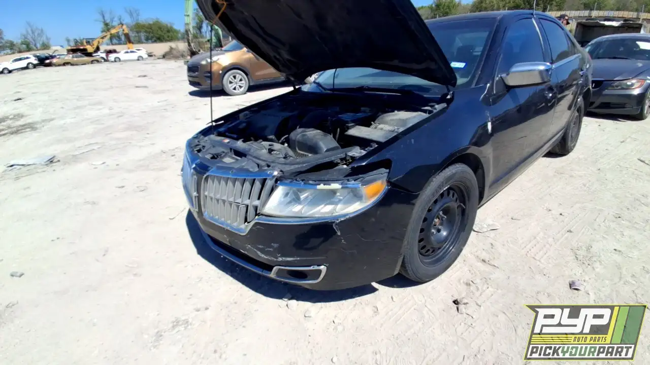 Photo of 2010 Lincoln Mkz