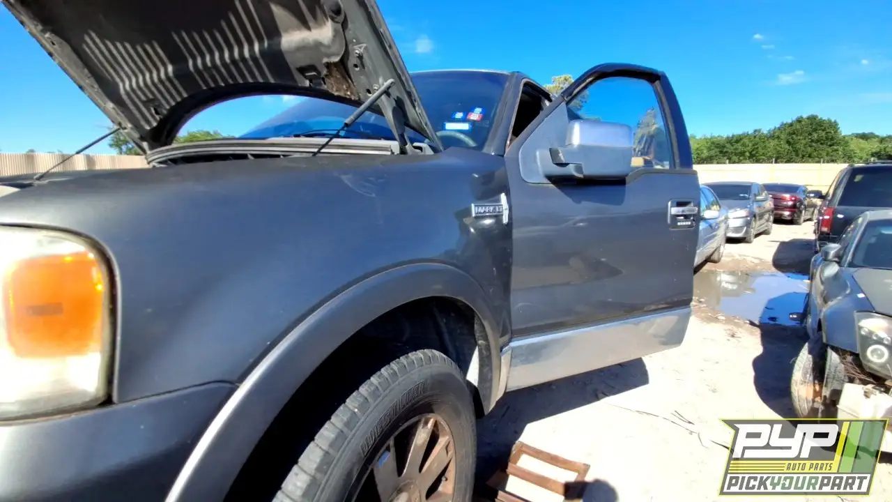 Photo of 2006 Lincoln Mark Lt