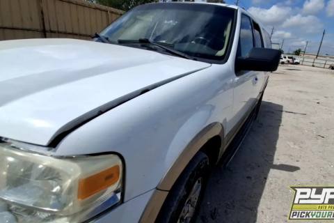 Photo of 2013 Ford Expedition