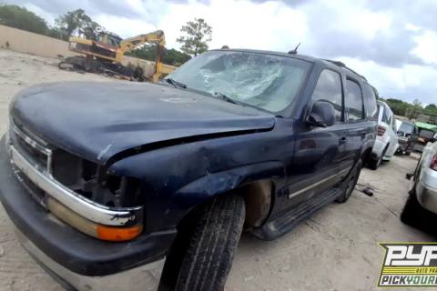 Photo of 2004 Chevrolet Tahoe