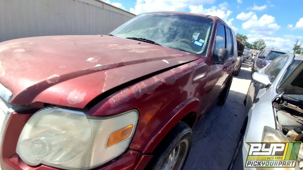Photo of 2004 Ford Explorer