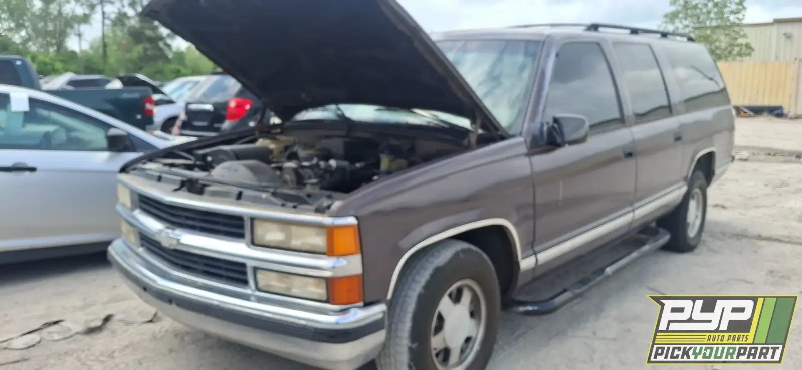 Photo of 1997 Chevrolet C1500 Suburban