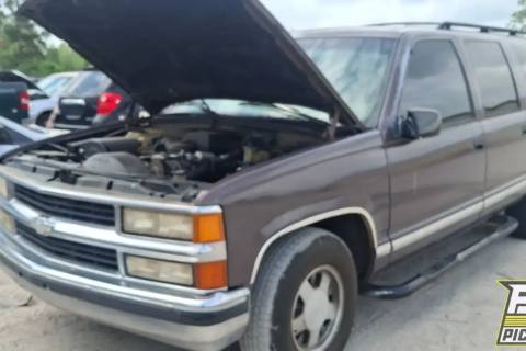 Photo of 1997 Chevrolet C1500 Suburban