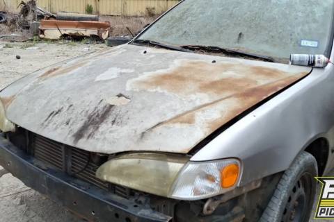 Photo of 1999 Toyota Corolla